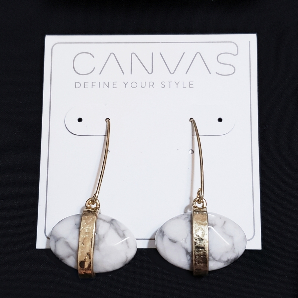 White Howlite Oval (Marble Pattern) Earrings Gold